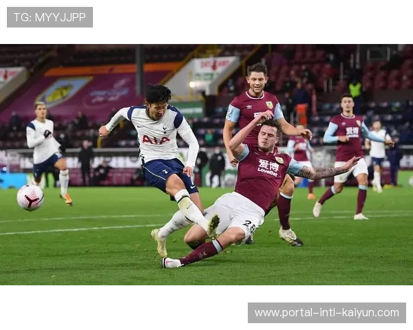 英超中下游球队战术趋同，高压逼抢成主流