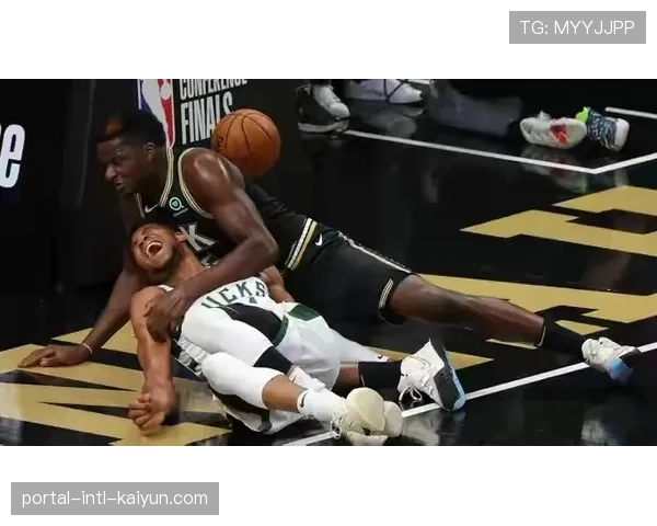 爵士文斯威廉姆斯左膝十字韧带撕裂赛季报销,成为球队第四位重大伤病球员 爵士文斯威廉姆斯左膝十字韧带撕裂赛季报销,成为球队第四位重大伤病球员